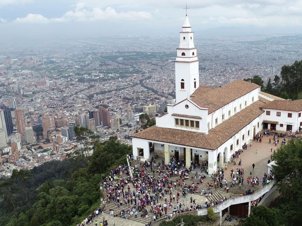 Visita a Monserrate