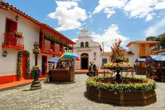 City tour + Parque Explora