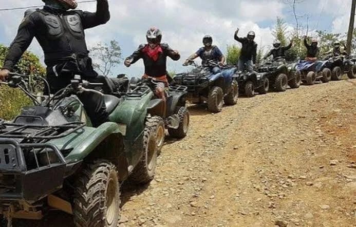 Cuatrimotos en Oriente antioqueño 2