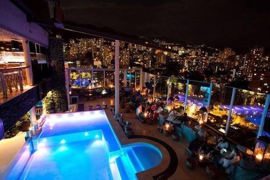Rooftop Bar Crawl
