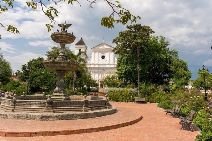 Visita a Santa Fe de Antioquia (privado)